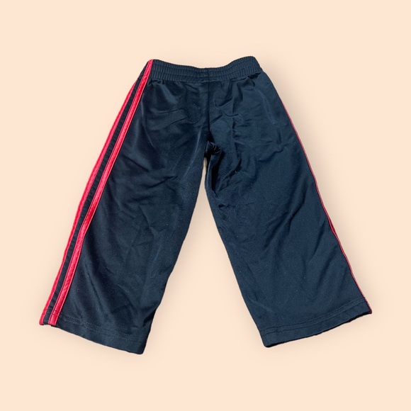 Toddler Black And Red Adidas Three Stripe Elastic Waist Track Pants Size 3T - Picture 2 of 6